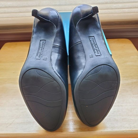 Comfort Plus Women's Karmen Black Pumps Size 8‎ (Wide) - Picture 4 of 5